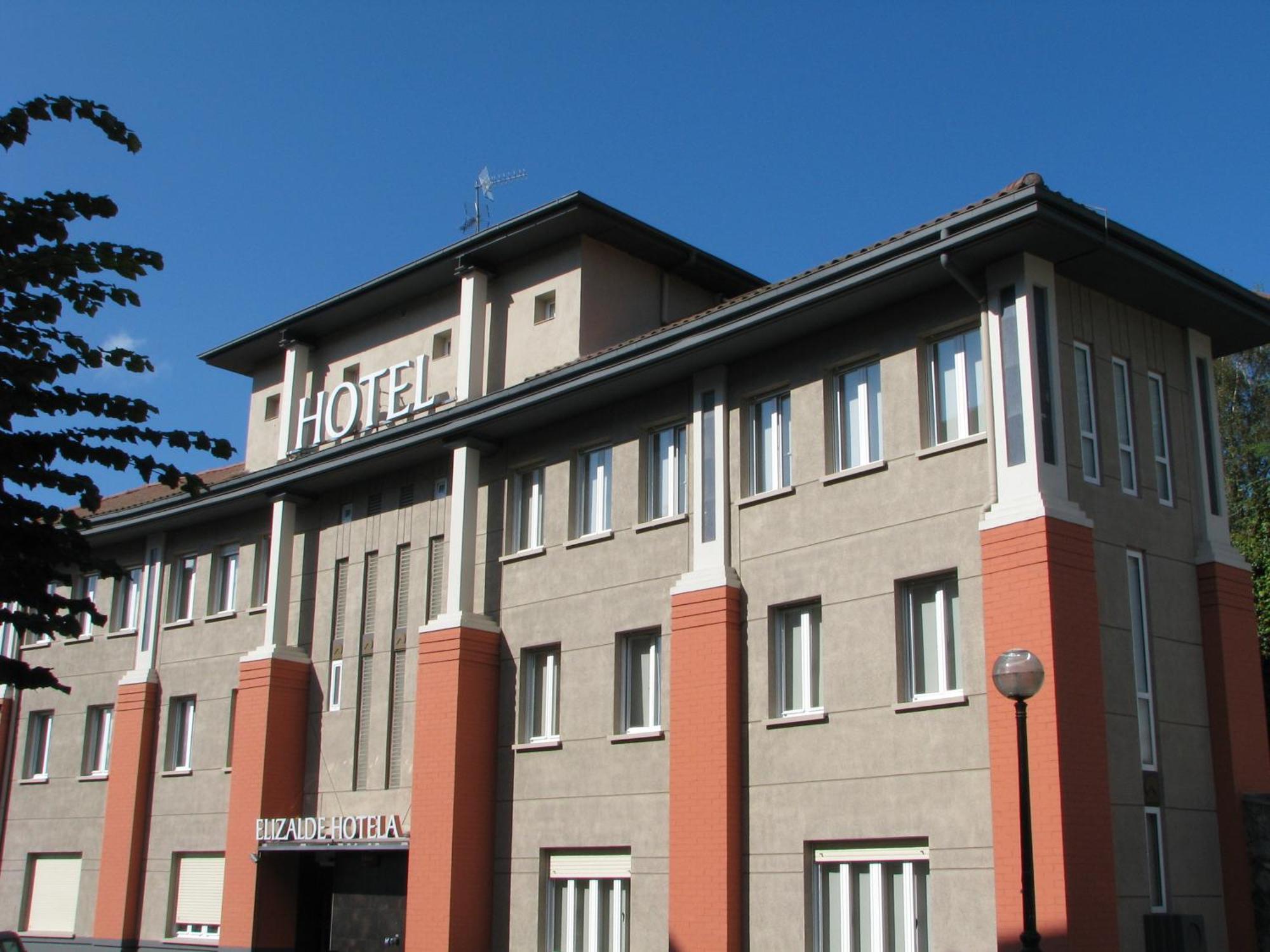 אויארצון Hotel Elizalde מראה חיצוני תמונה